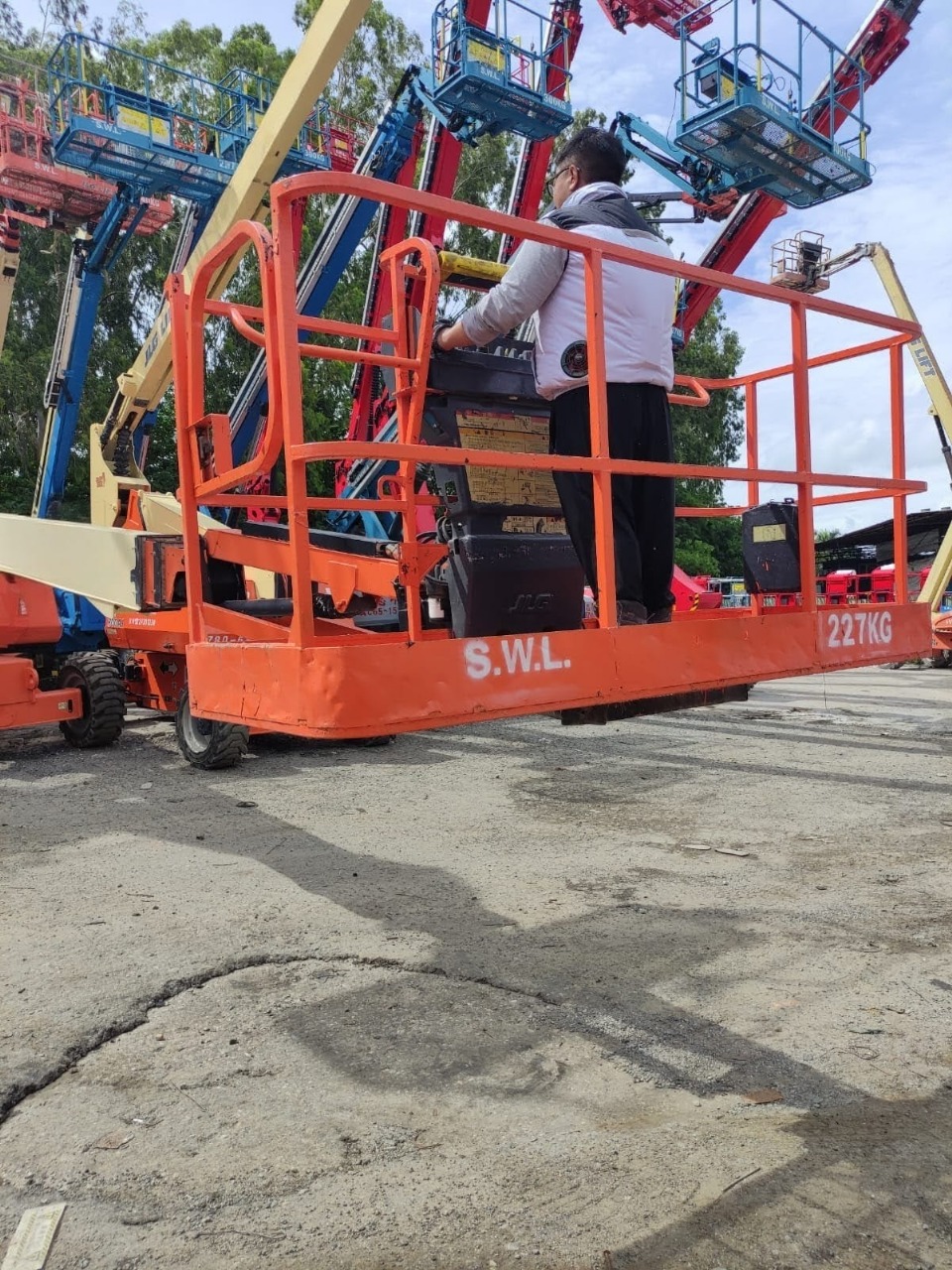 Sold - Telescopic Boom Lift - View 2